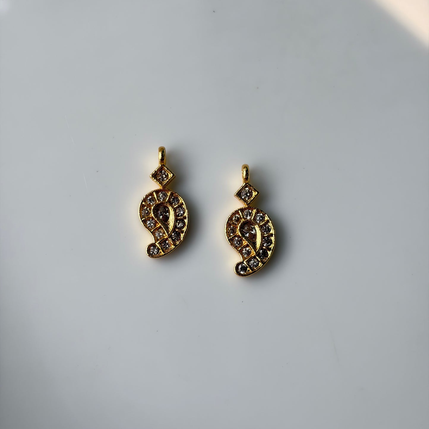 AD Pendent