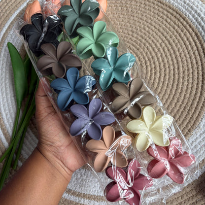 Matte Flower Medium Size (12 Pieces)