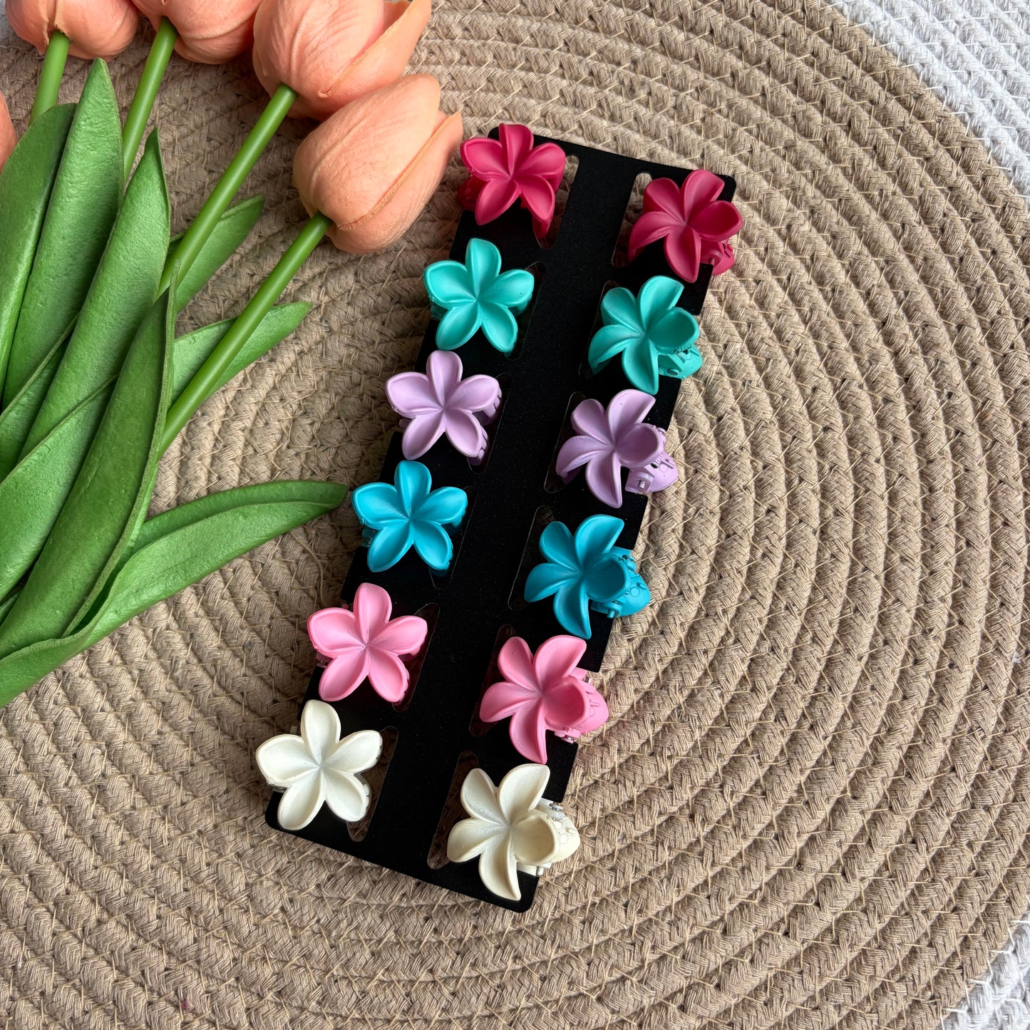 Matte Flower Claws (12 Pieces)
