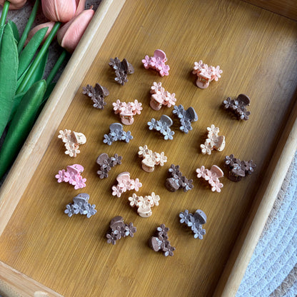 Flower Claws (24 Pieces)