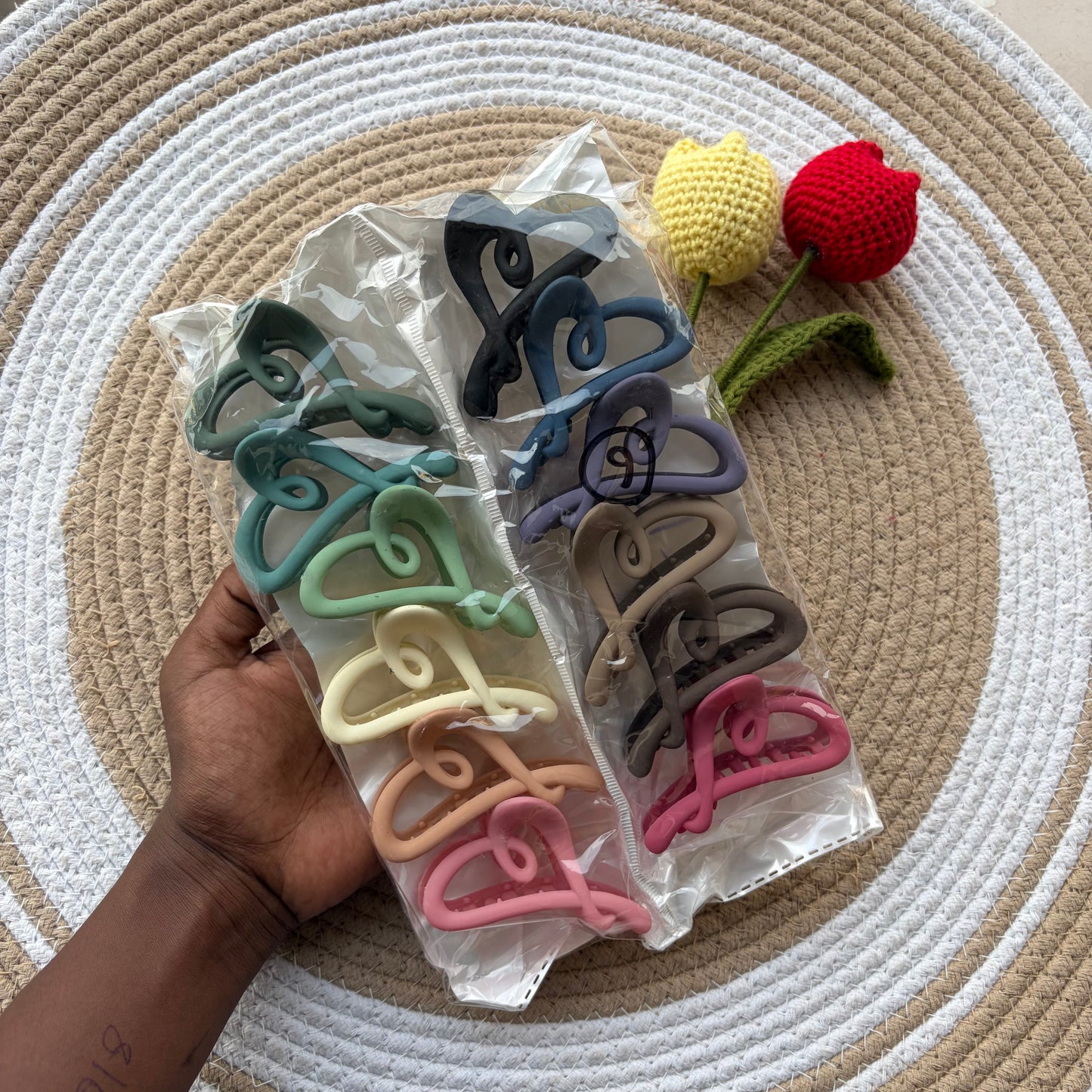 Matte Heart Claws (12 Pieces)