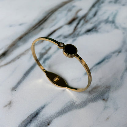 Premium Stainless Steel Bracelets Anti tarnish/Waterproof ( Pack of 4 Pieces )