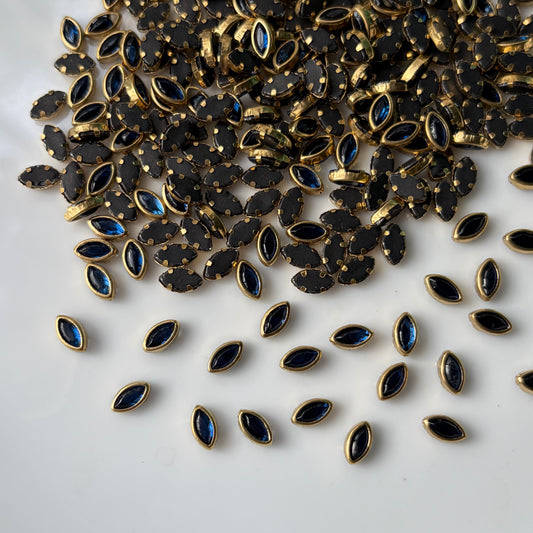 Kundan Stones 6k Eye / Navy Blue(10 Grams)