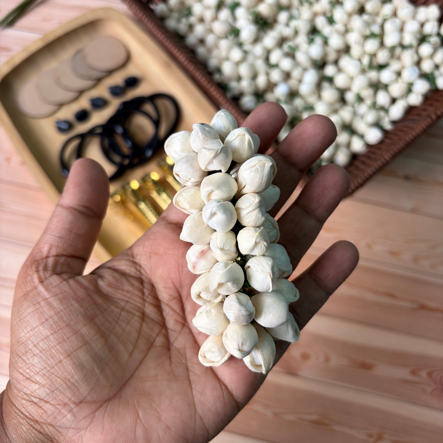 Jasmine Combo Kit (5 Rubber Band + 5 Center clip making kit)