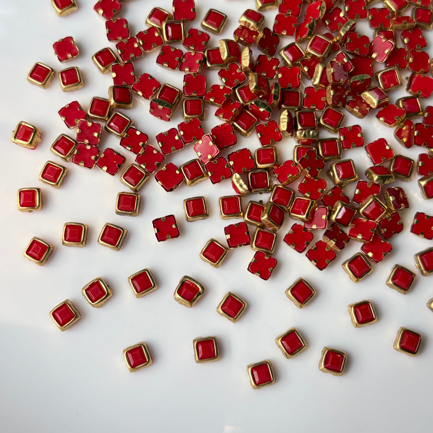 Kundan Stones SQUARE (10 Grams) Red