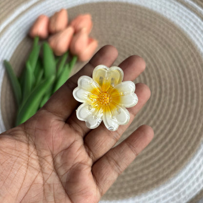 Flower Claws (12 Pieces)