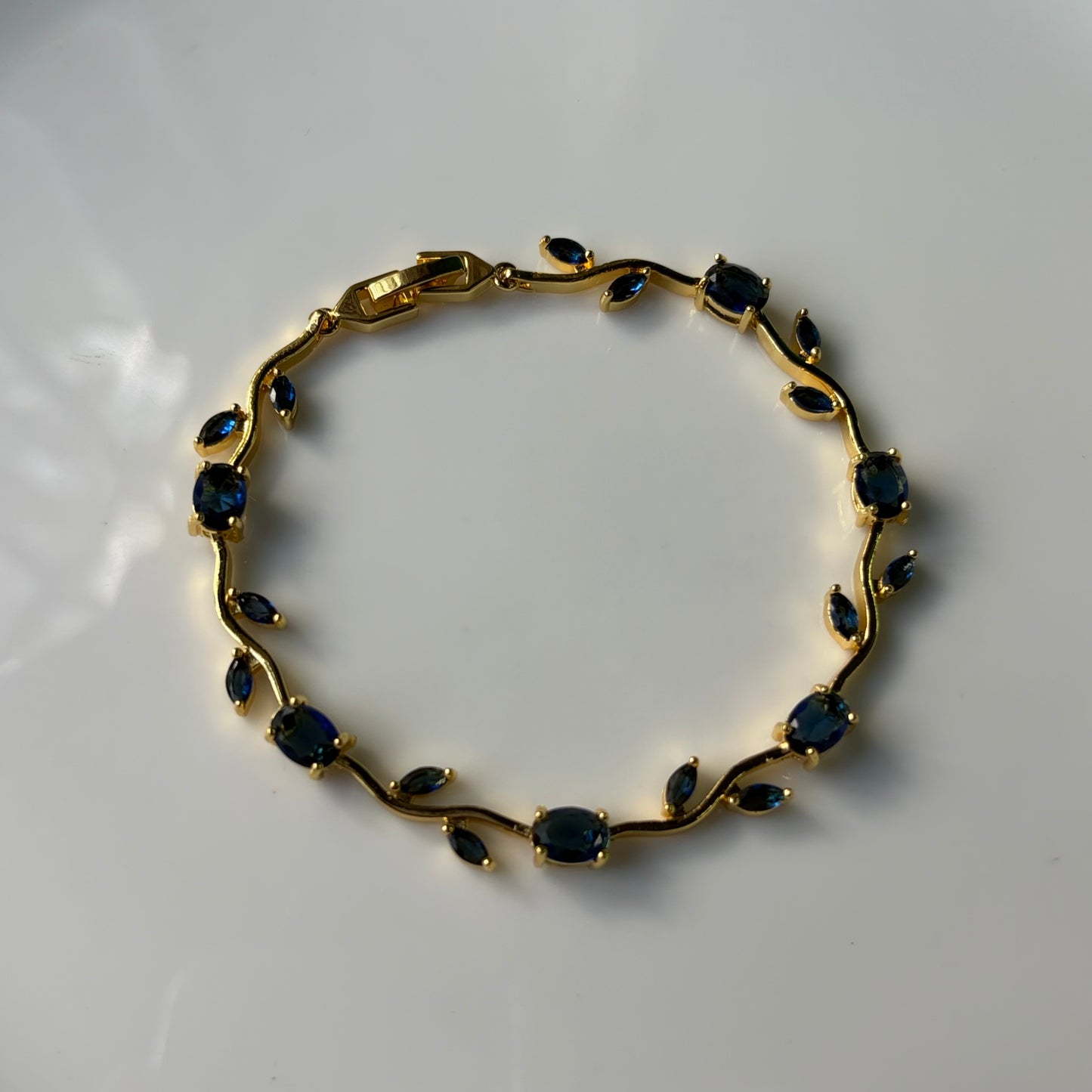 Premium Anti Tarnish Tulip Bracelets