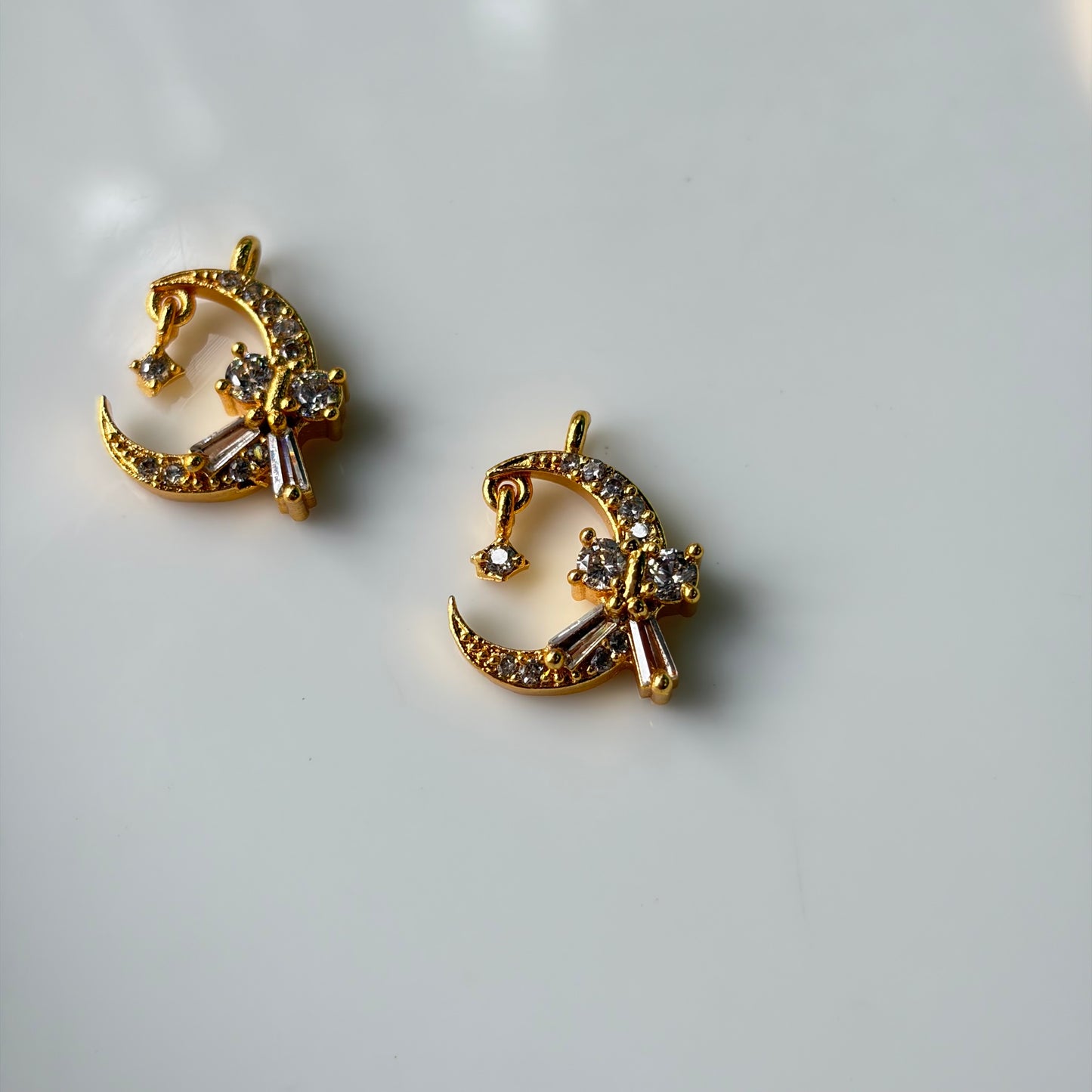 AD Pendent