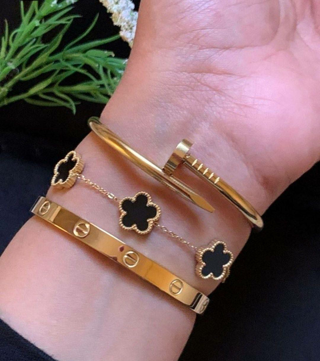Trending Vancleef Bracelet
