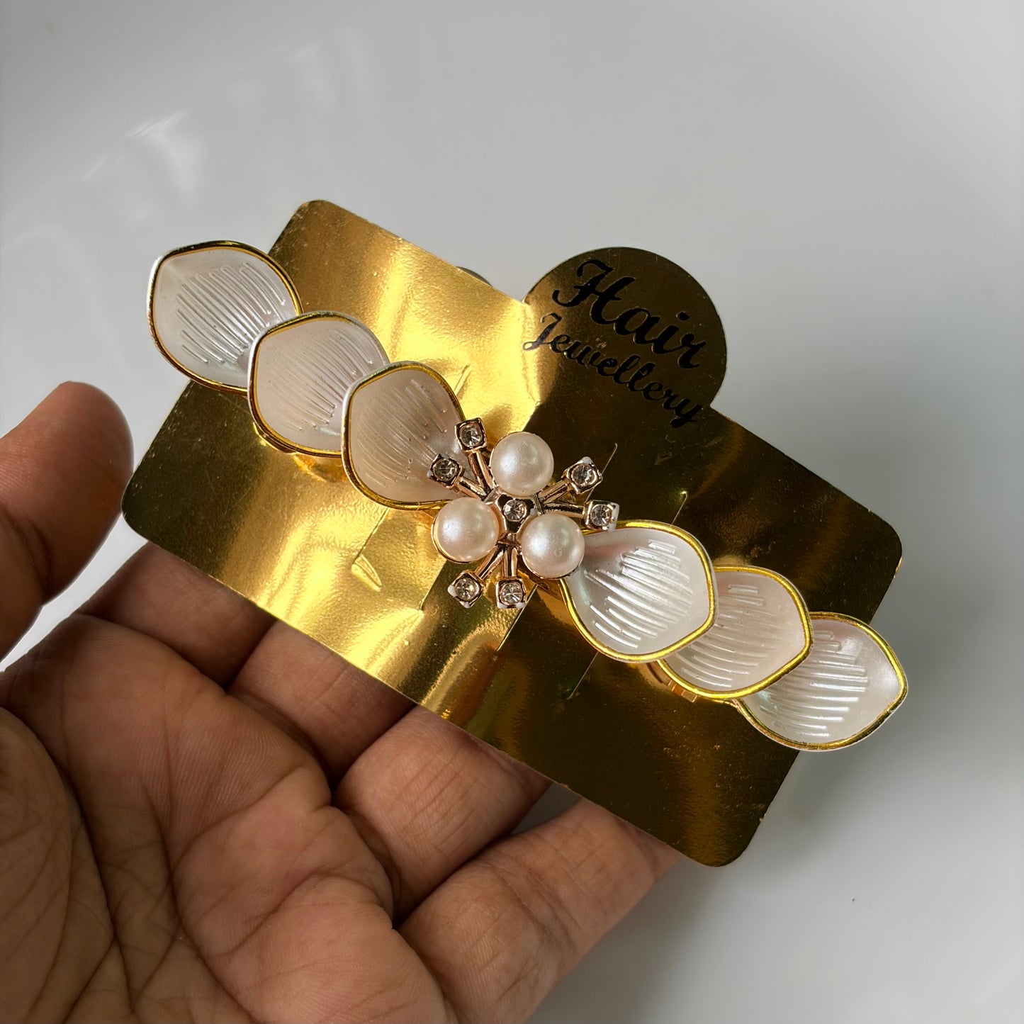 Centerclip Pearl