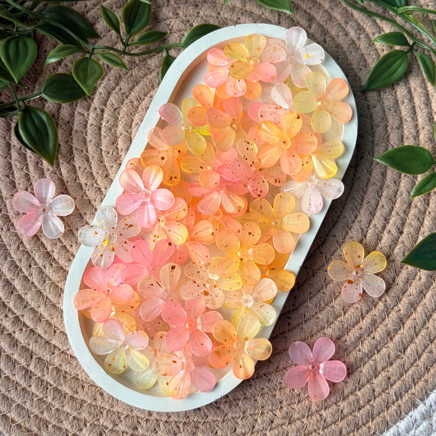 Premium Flowers with Gold Foiled (10 Grams)