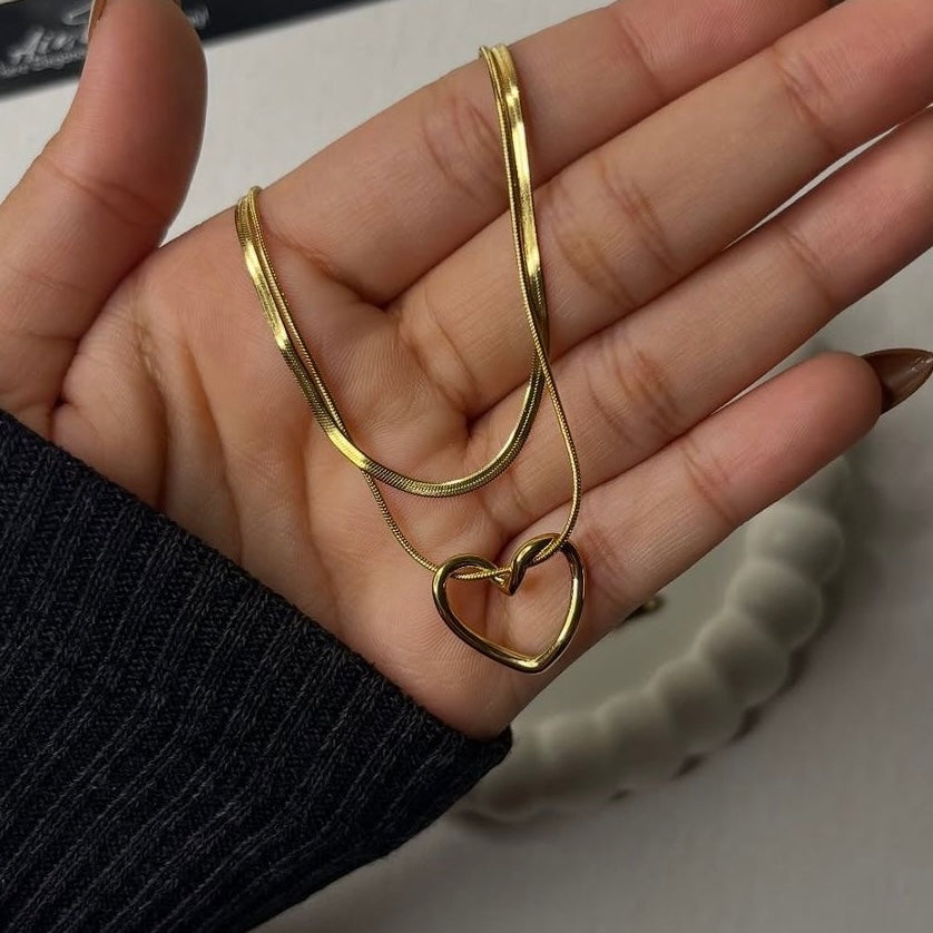 Trending Snake + Heart Combo