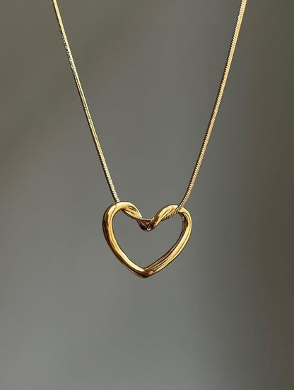 Anti Tarnish Heart Pendent