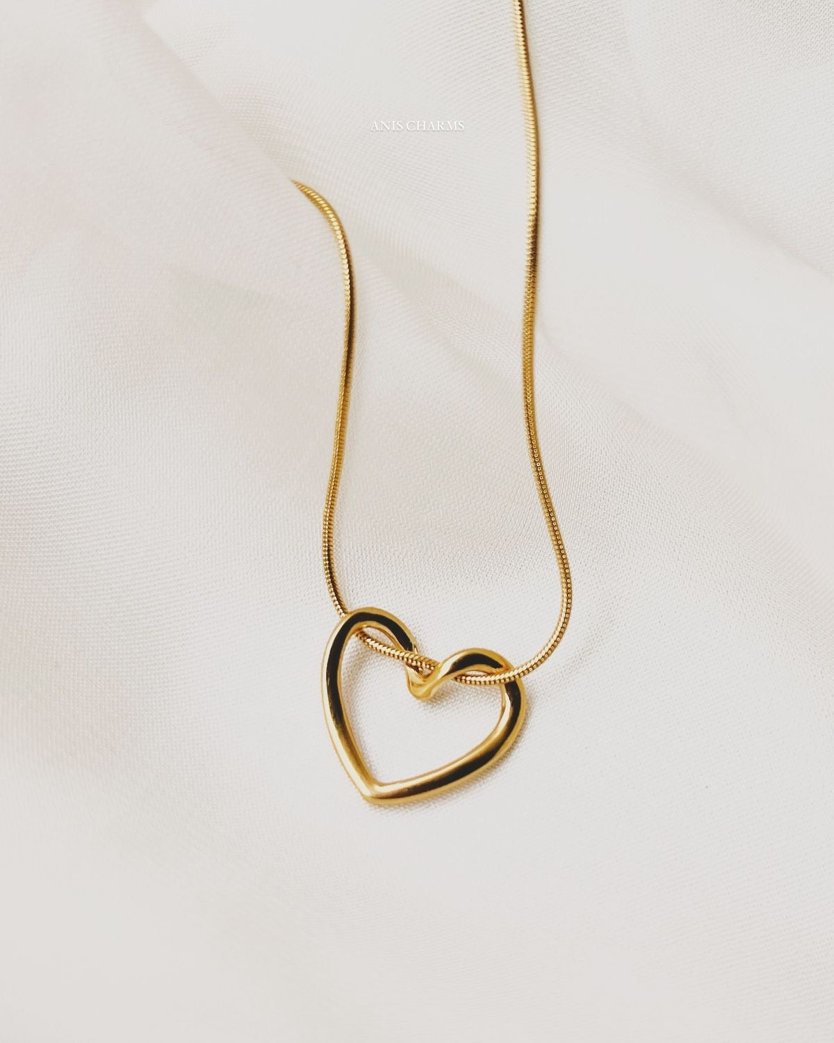 Anti Tarnish Heart Pendent