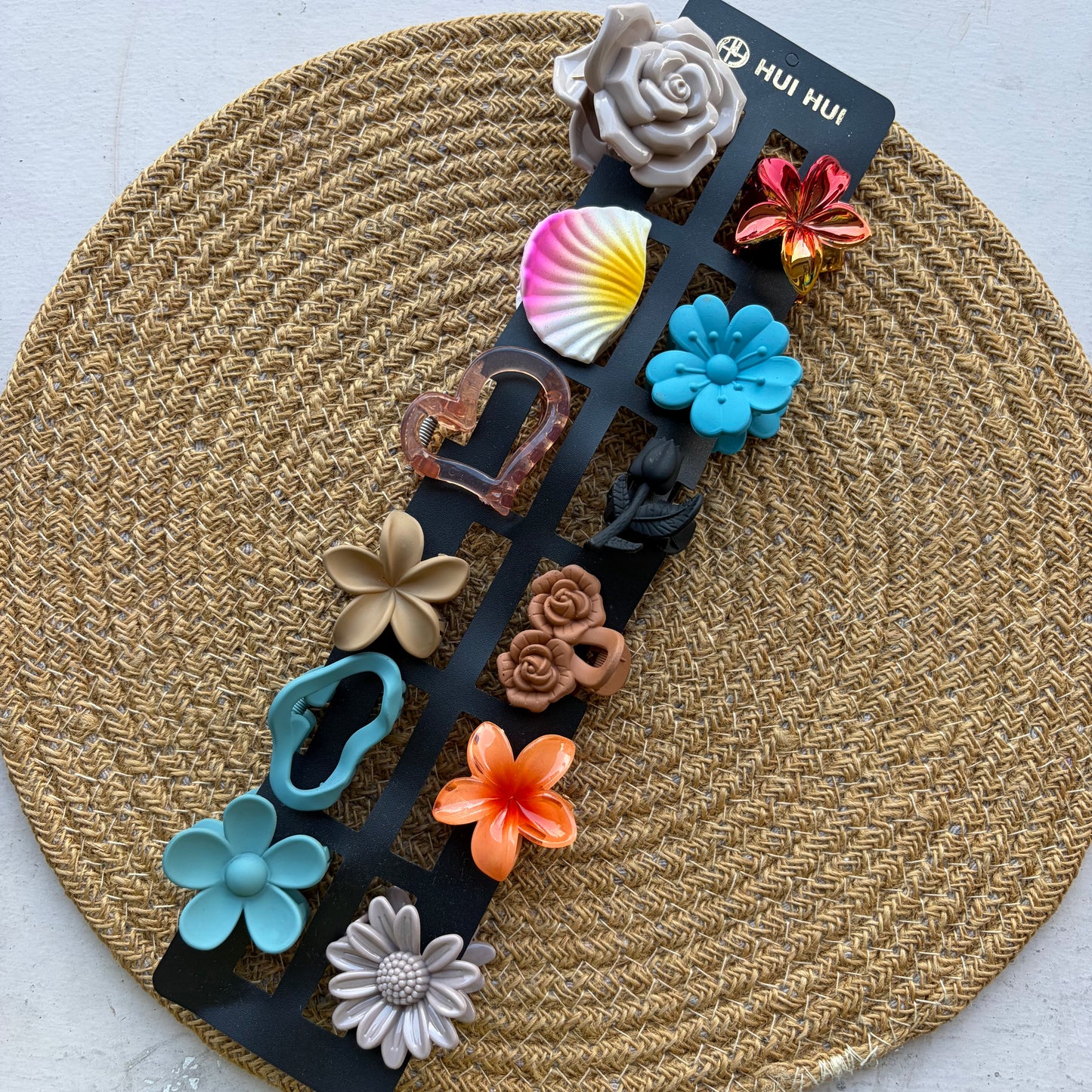 Mix Combo Claws (12 Pieces)