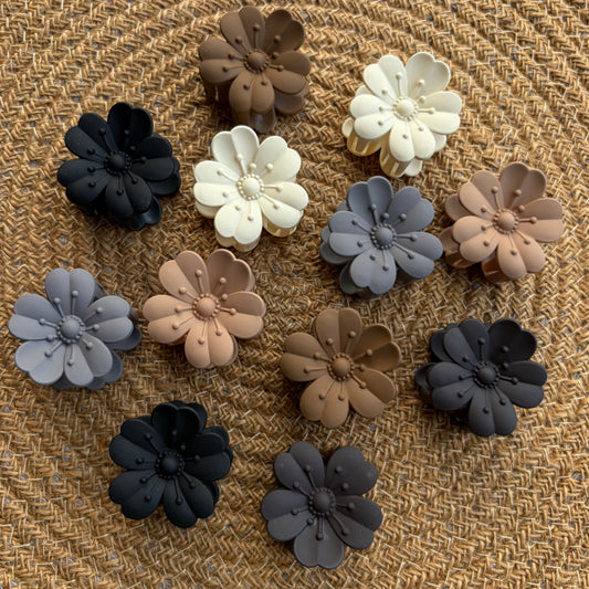 Flower Claws Matte (12 Pieces)