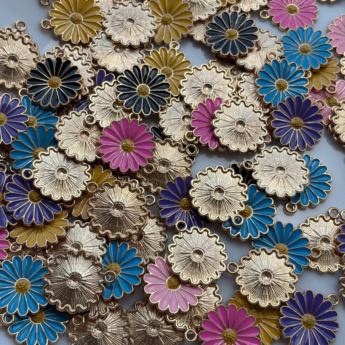 Daisy Mix (50 Pieces)