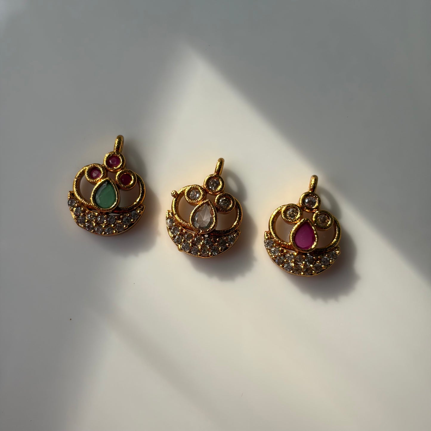 AD Pendent