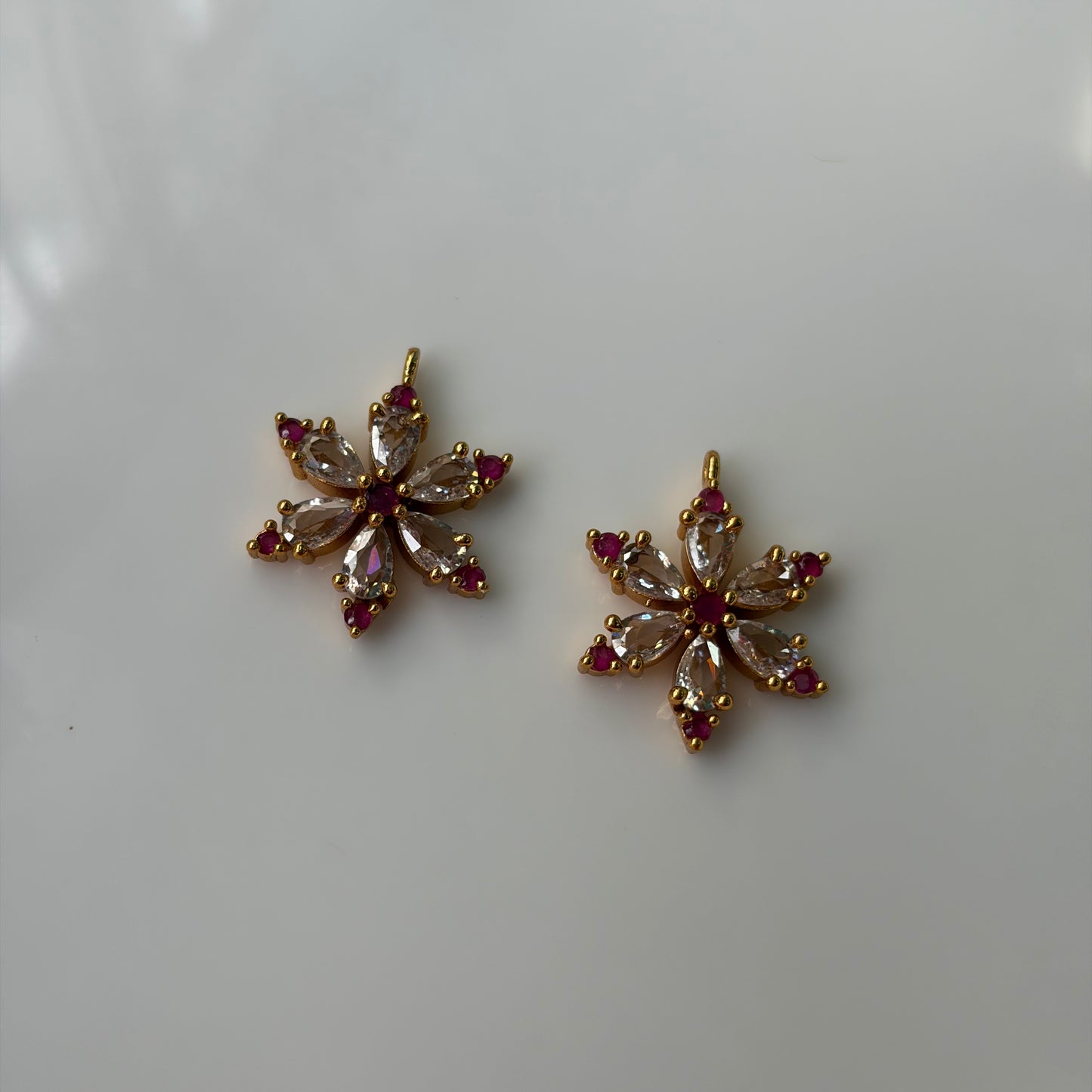 AD Pendent