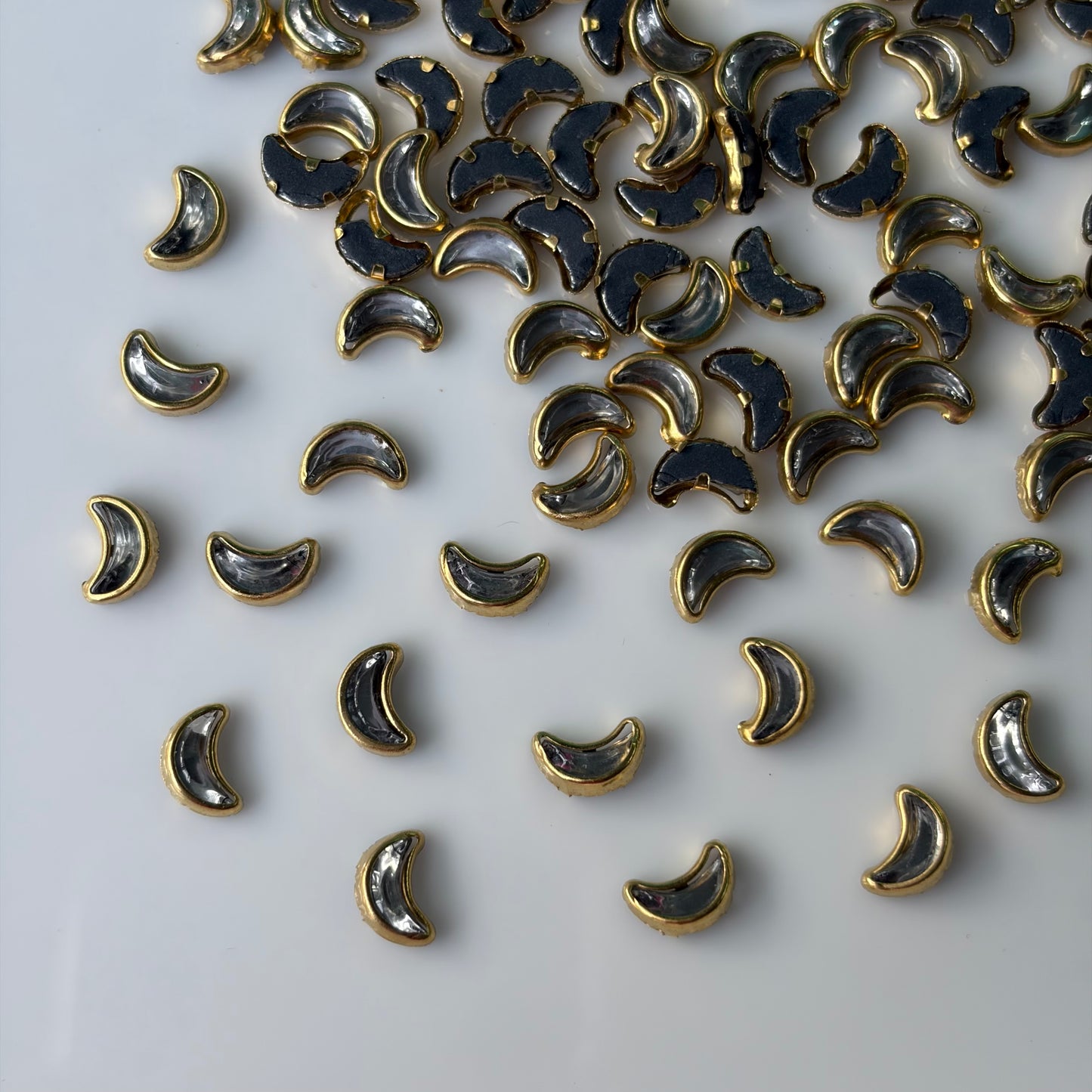 Kundan Stones (10 Grams)