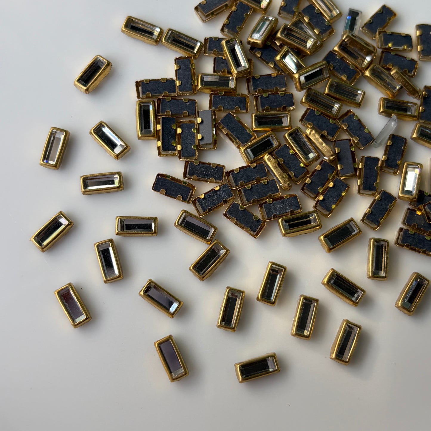 Kundan Stones (10 Grams)