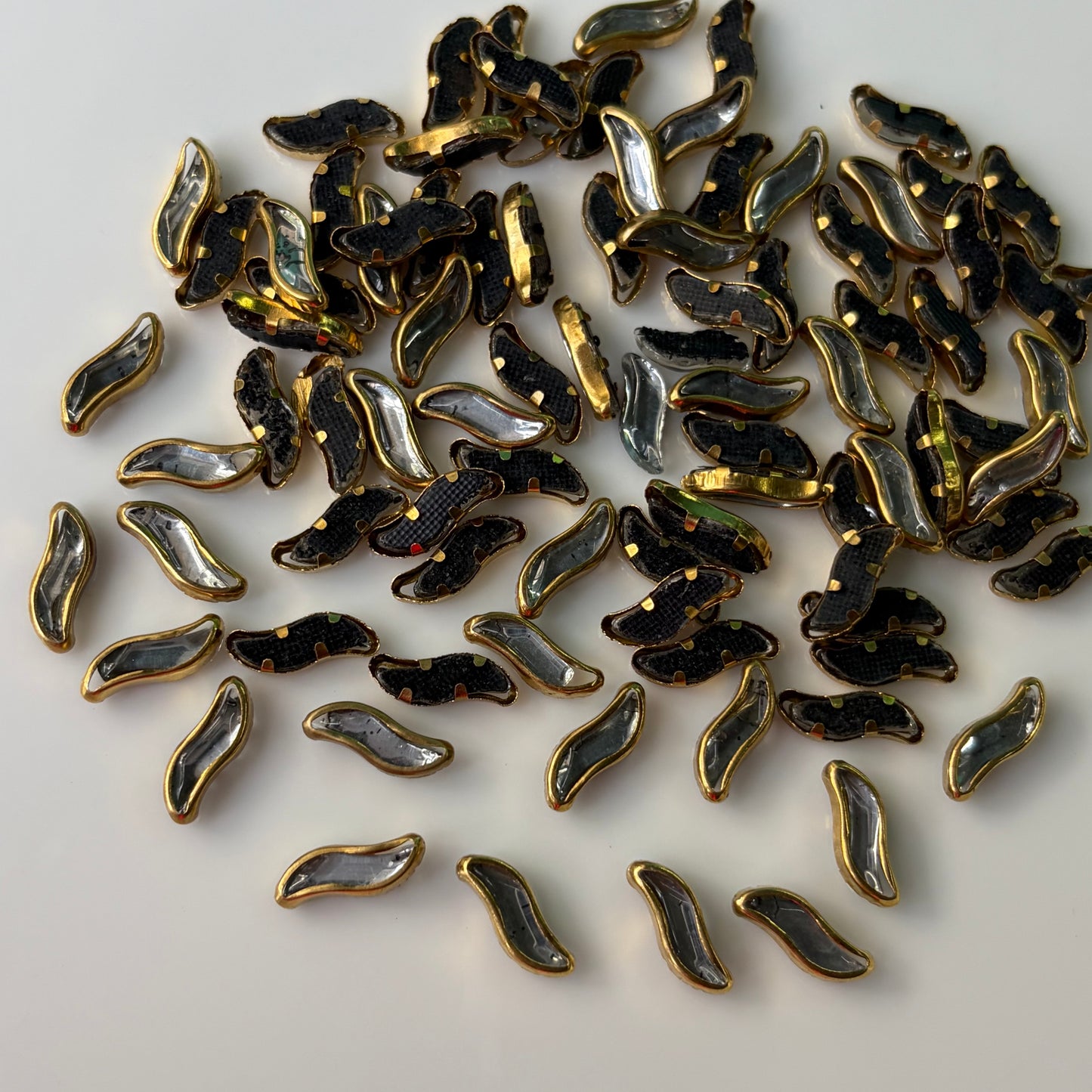 Kundan Stones (10 Grams)