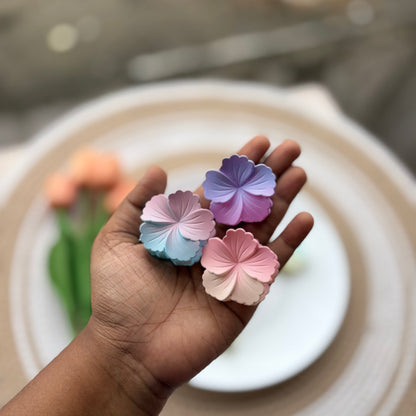 Mattue Dual Hibiscus Claws (12 Pieces)