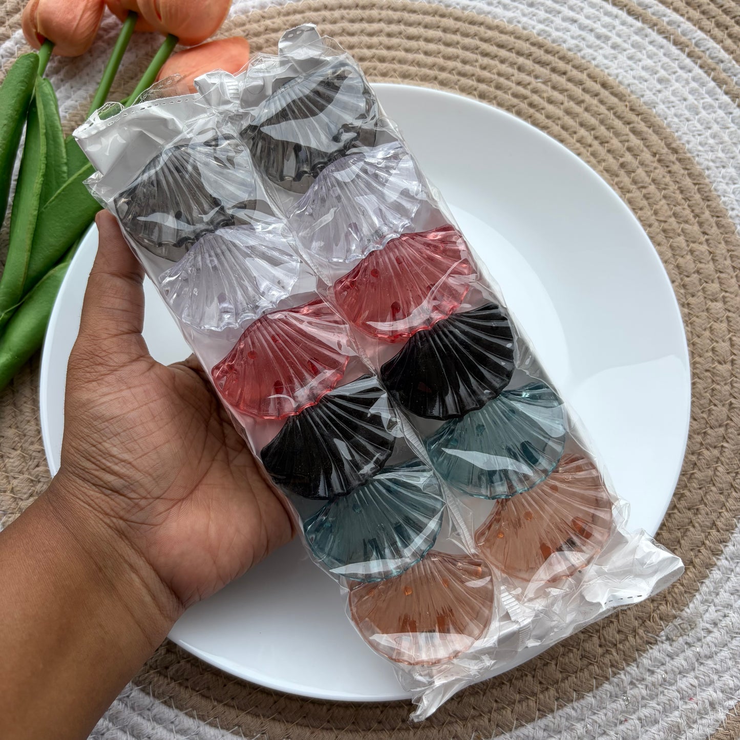 Glossy Shell Claws (12 Pieces)