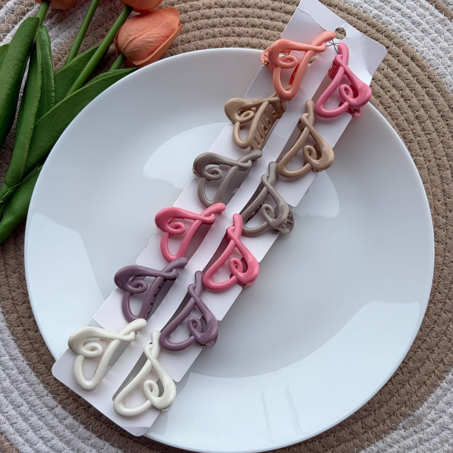 Glossy Heart Claws (12 Pieces)