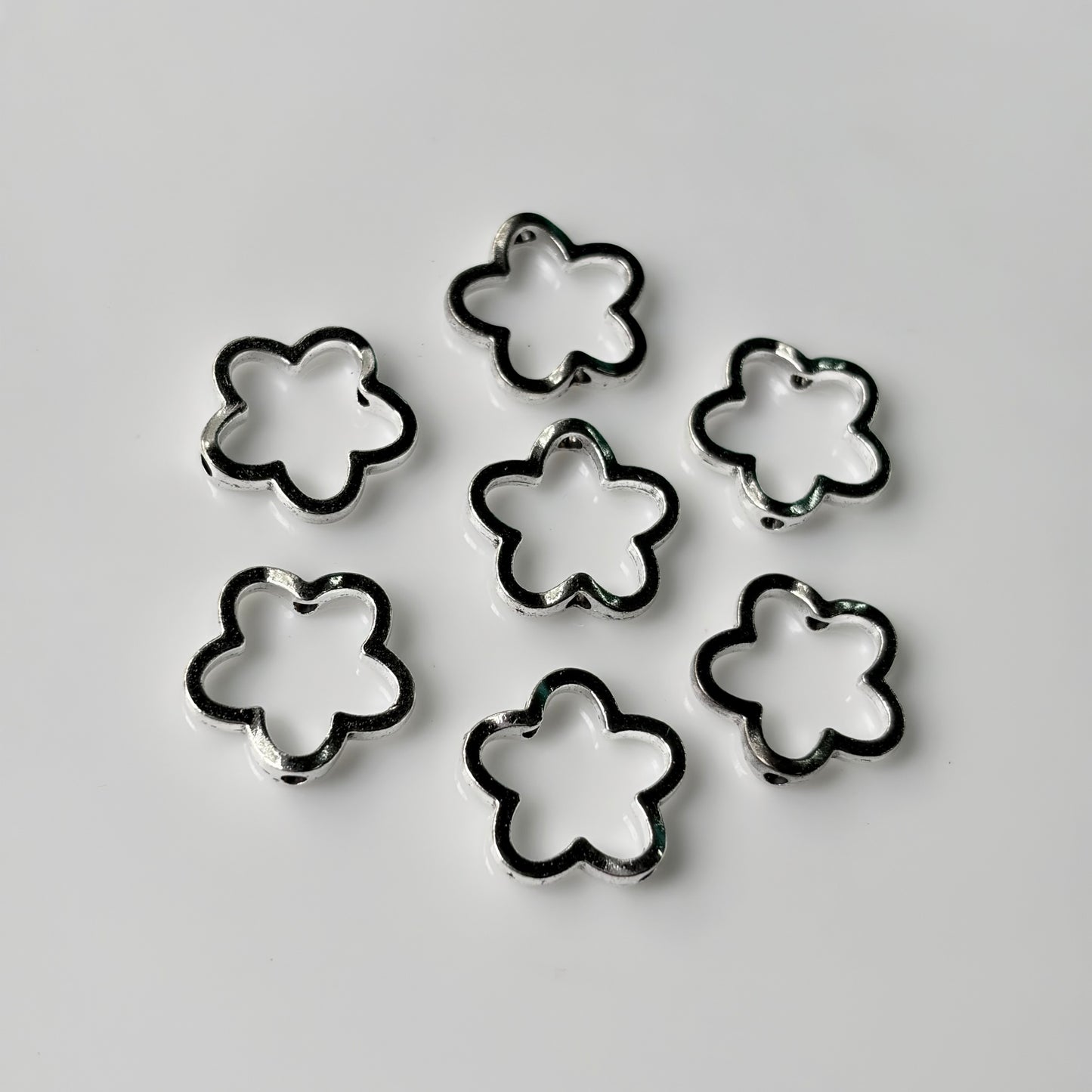 Flower Connectors (10 Pieces)