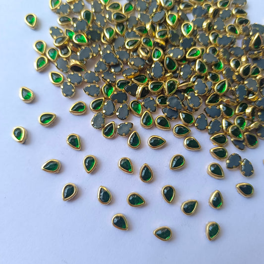 Kundan Stone 4/6 DROP Glass(10 Grams)