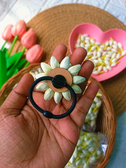 Real Lookalike Jasmine Malli Rubberband