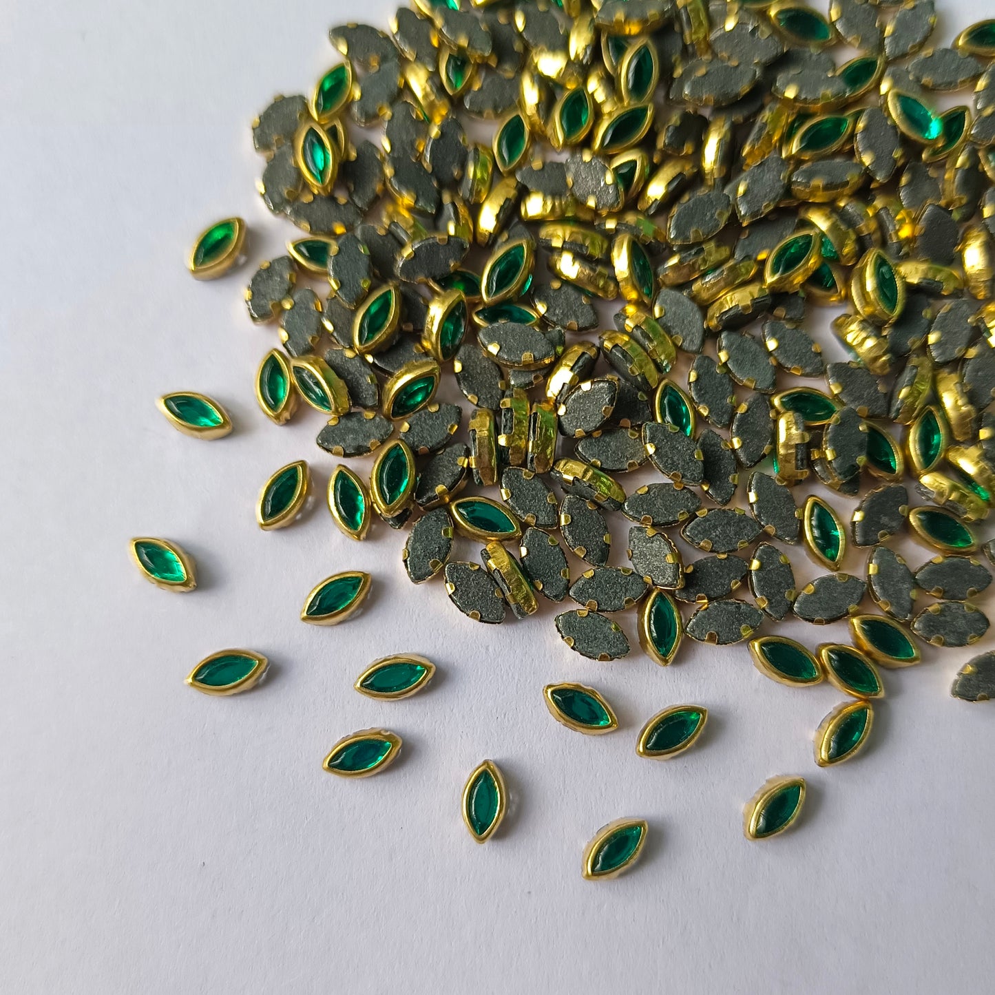 Kundan Stones 6k EYE(10 Grams)Green