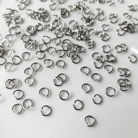 Stainless Steel Jump Rings 5 Grams)