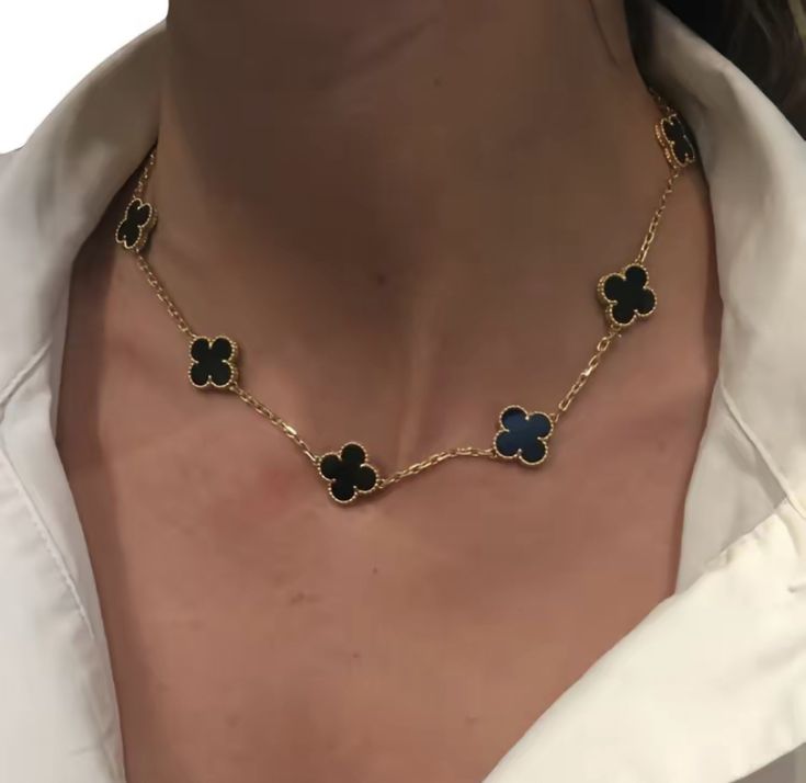 Trending Vancleef Neckchain Reversible Pendents