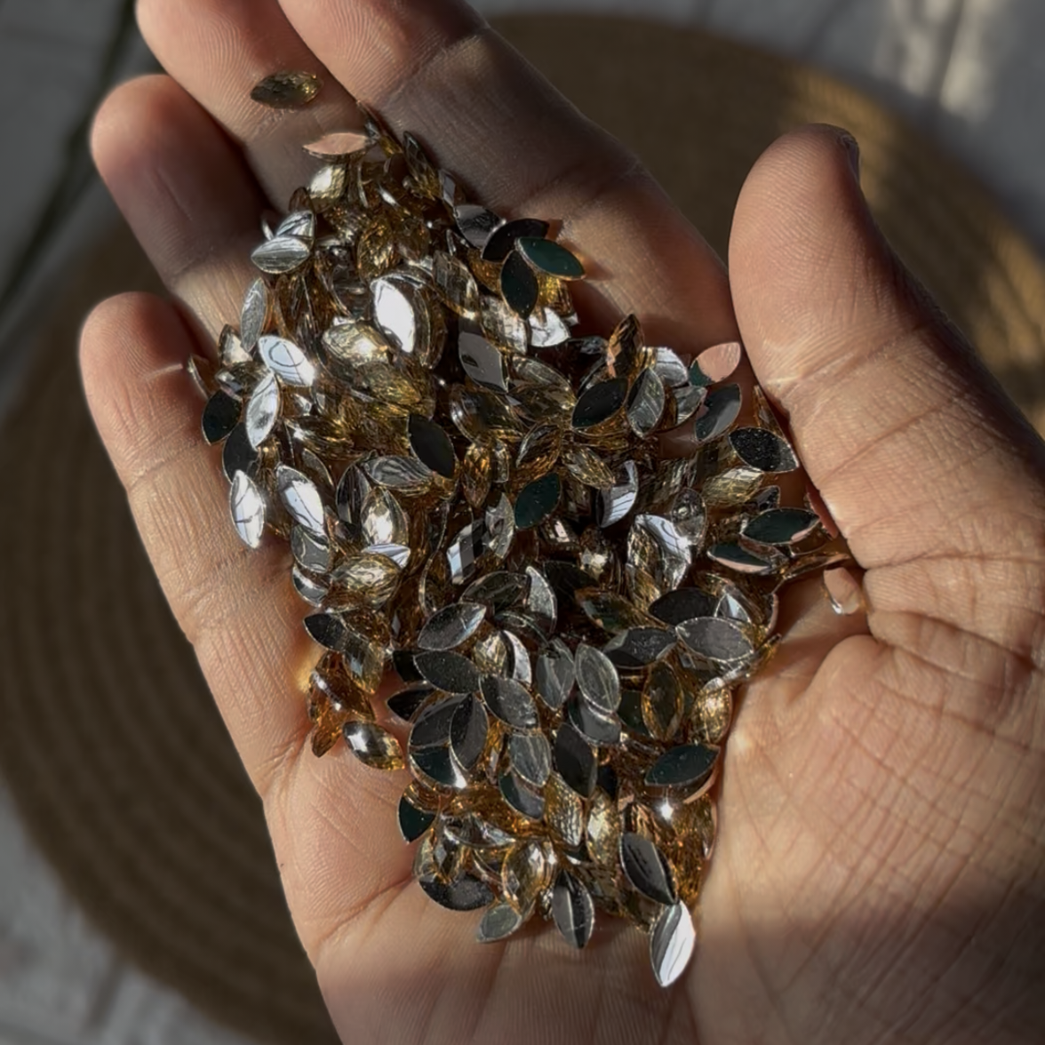 Eye Shaped Crystal Kundan Stones (10 Grams)