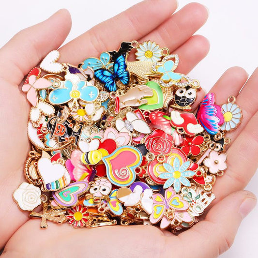 Random 100 Charms