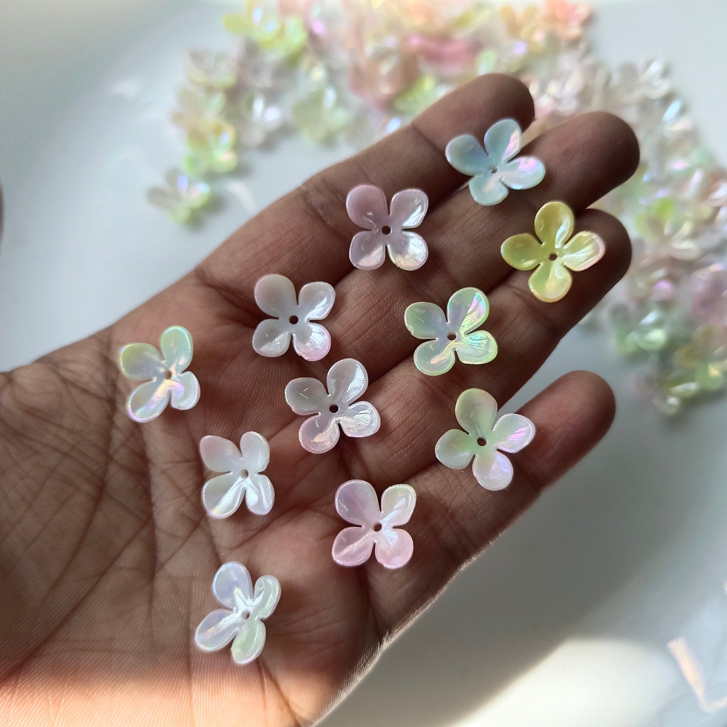 Dual Shade Flowers (10 Grams)