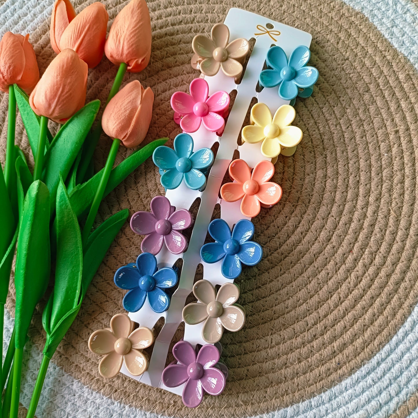 Flower Claws (12 Pieces)