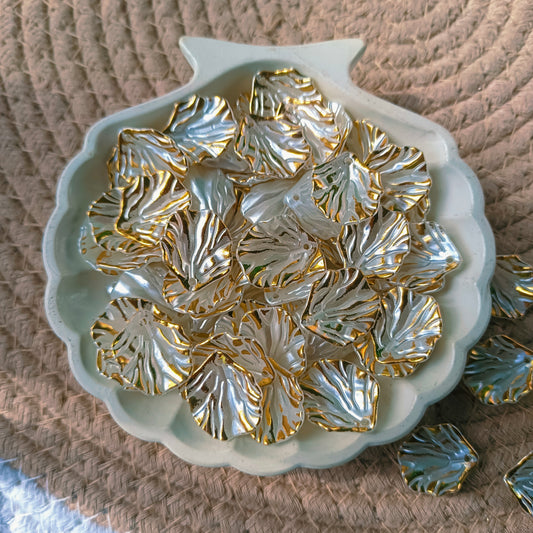 Pearl Shells (15 Grams)