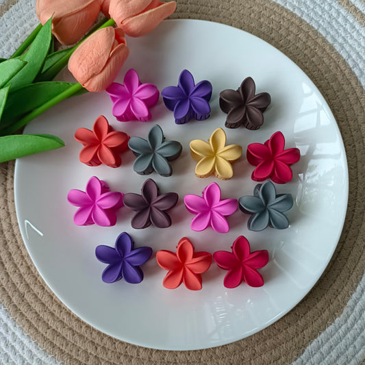 Matte Flower Claws (12 Pieces)