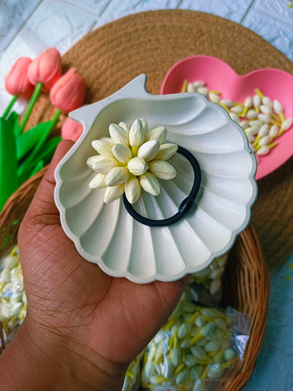 Real Lookalike Jasmine Malli Rubberband