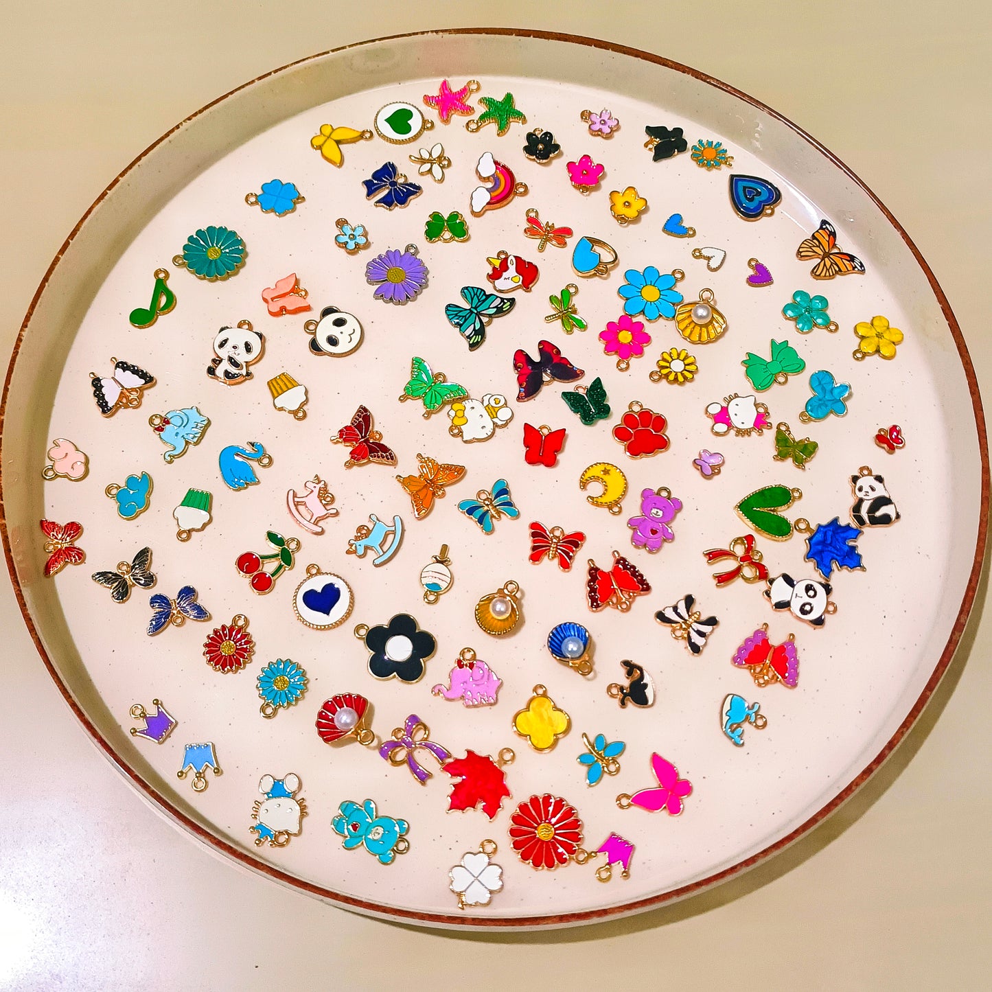 Random 100 Charms