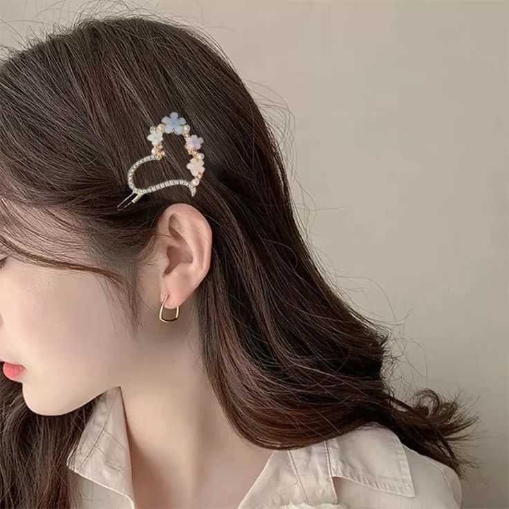 Sweetheart Floral Clips