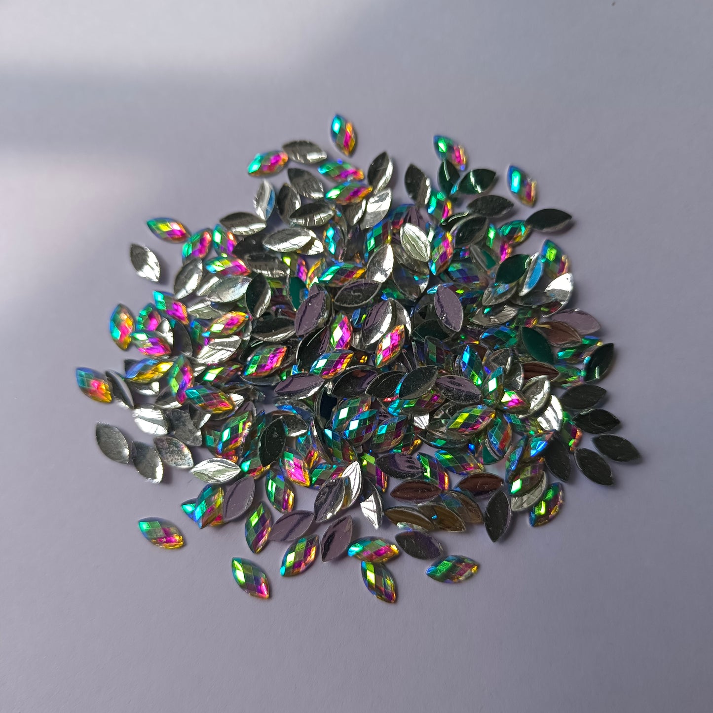 Eye Shape Stones(5 Grams)