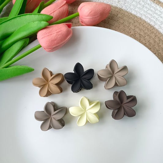 Matte Flower Claws
