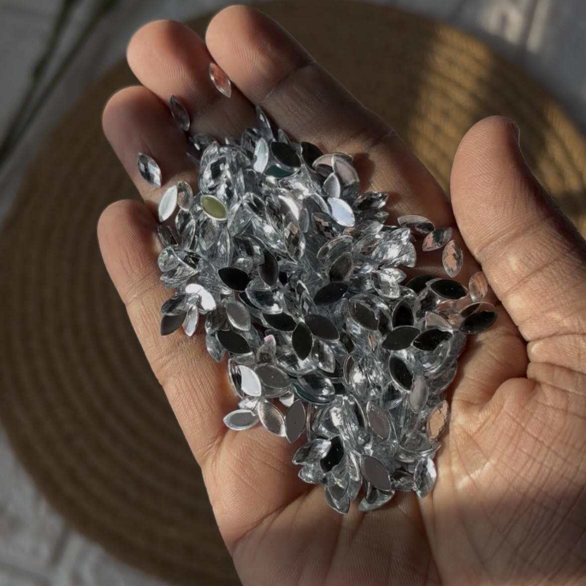 Eye Shaped Crystal Kundan Stones (10 Grams)