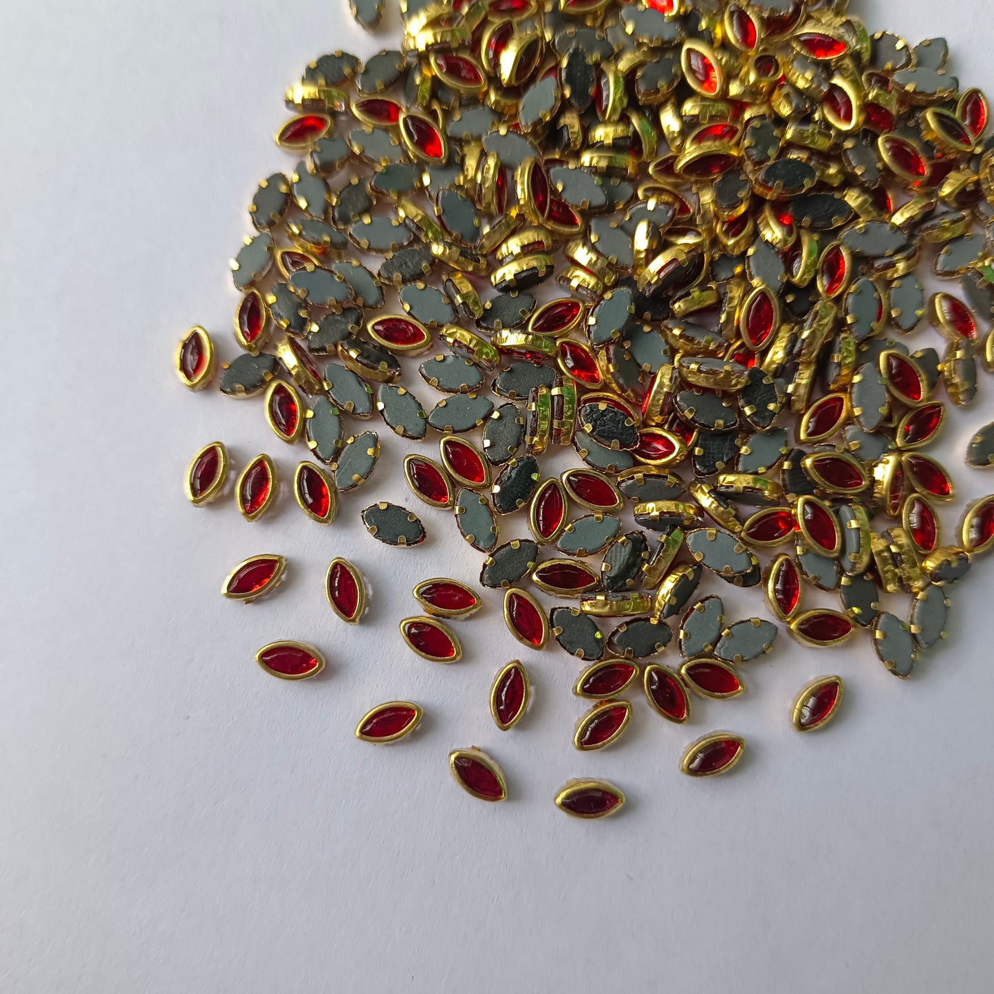 Kundan Stones 6k EYE(10 Grams) Red