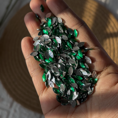 Eye Shaped Crystal Kundan Stones (10 Grams)