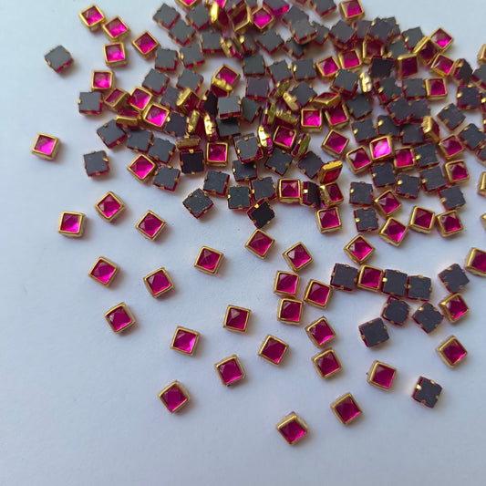 Kundan Stone 4/4 SQUARE Glass(10 Grams)